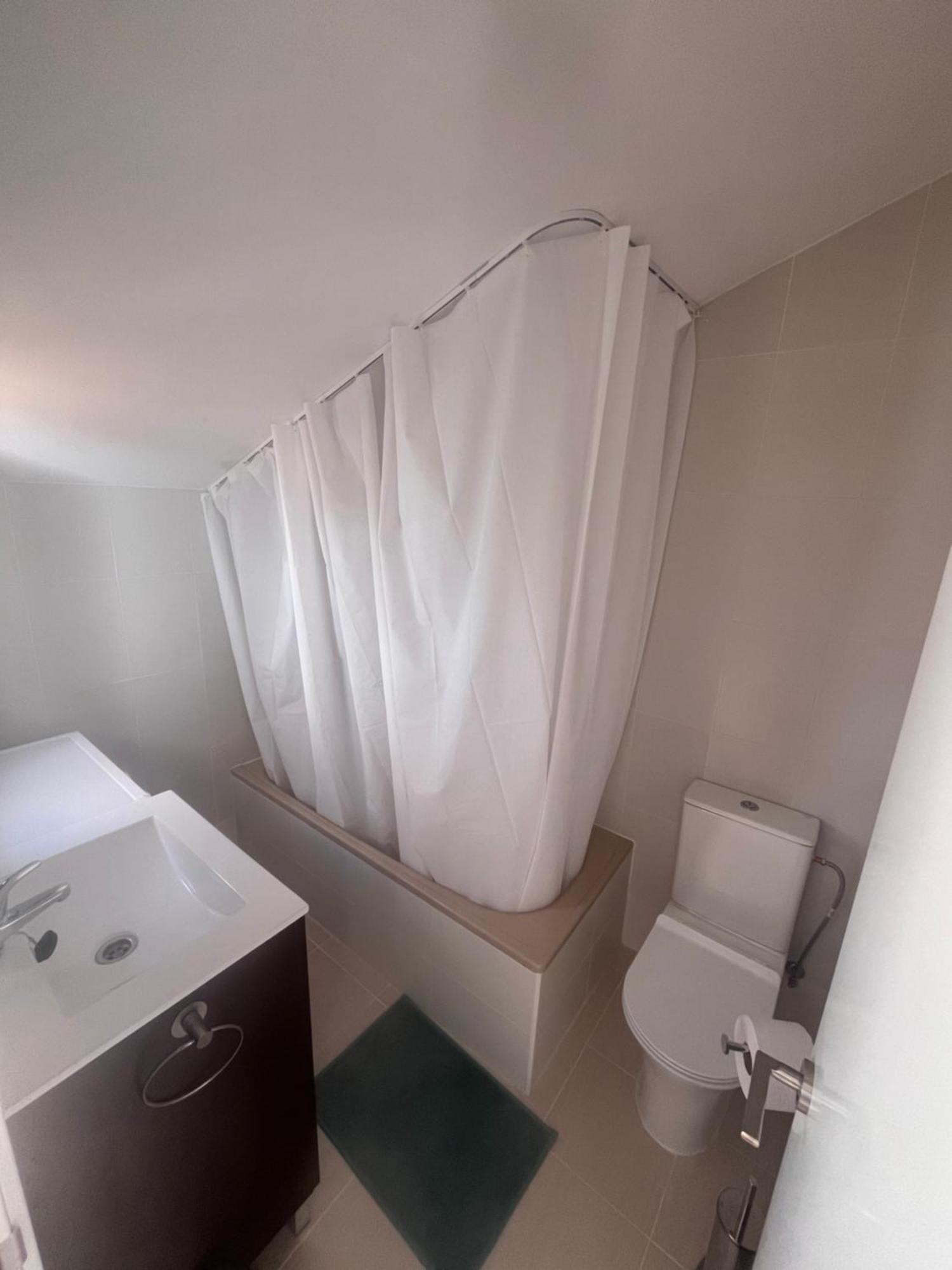 Lidia Planta 2, La Carihuela 1ª Linea Playa, Vistas Mar, Buhardilla 1 Dormitorio, 40 M2, 1-3 Huesped, Terraza, Wifi *