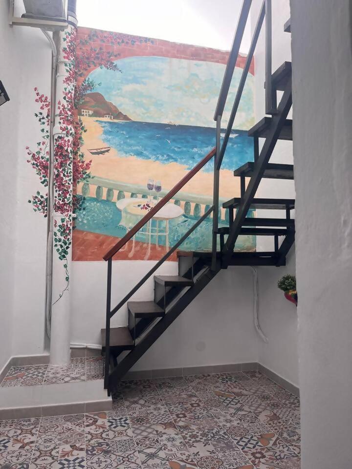 Lidia Planta 2, La Carihuela 1ª Linea Playa, Vistas Mar, Buhardilla 1 Dormitorio, 40 M2, 1-3 Huesped, Terraza, Wifi * Torremolinos
