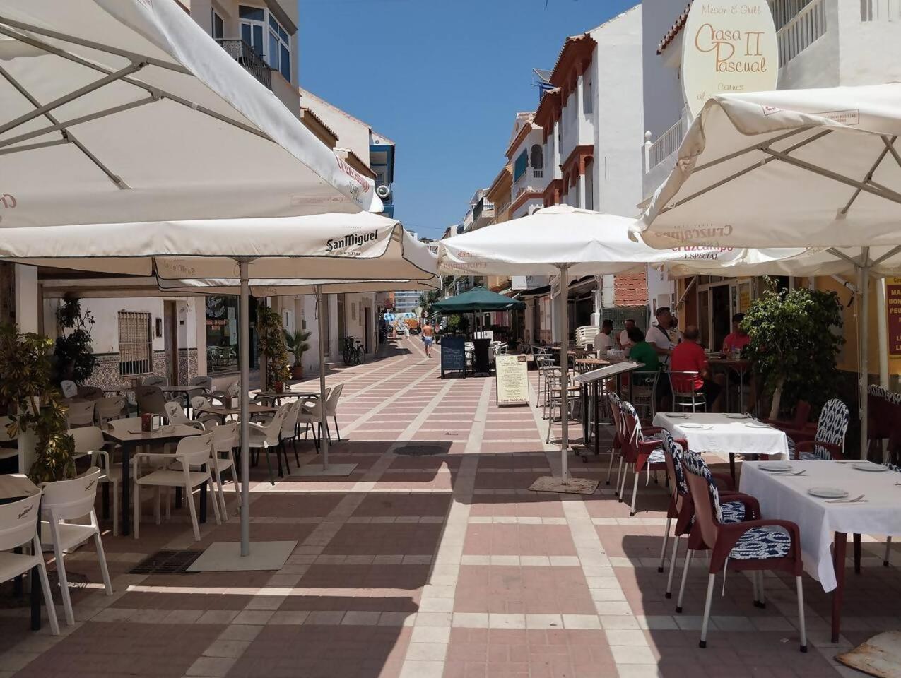 Lidia Planta 2, La Carihuela 1ª Linea Playa, Vistas Mar, Buhardilla 1 Dormitorio, 40 M2, 1-3 Huesped, Terraza, Wifi