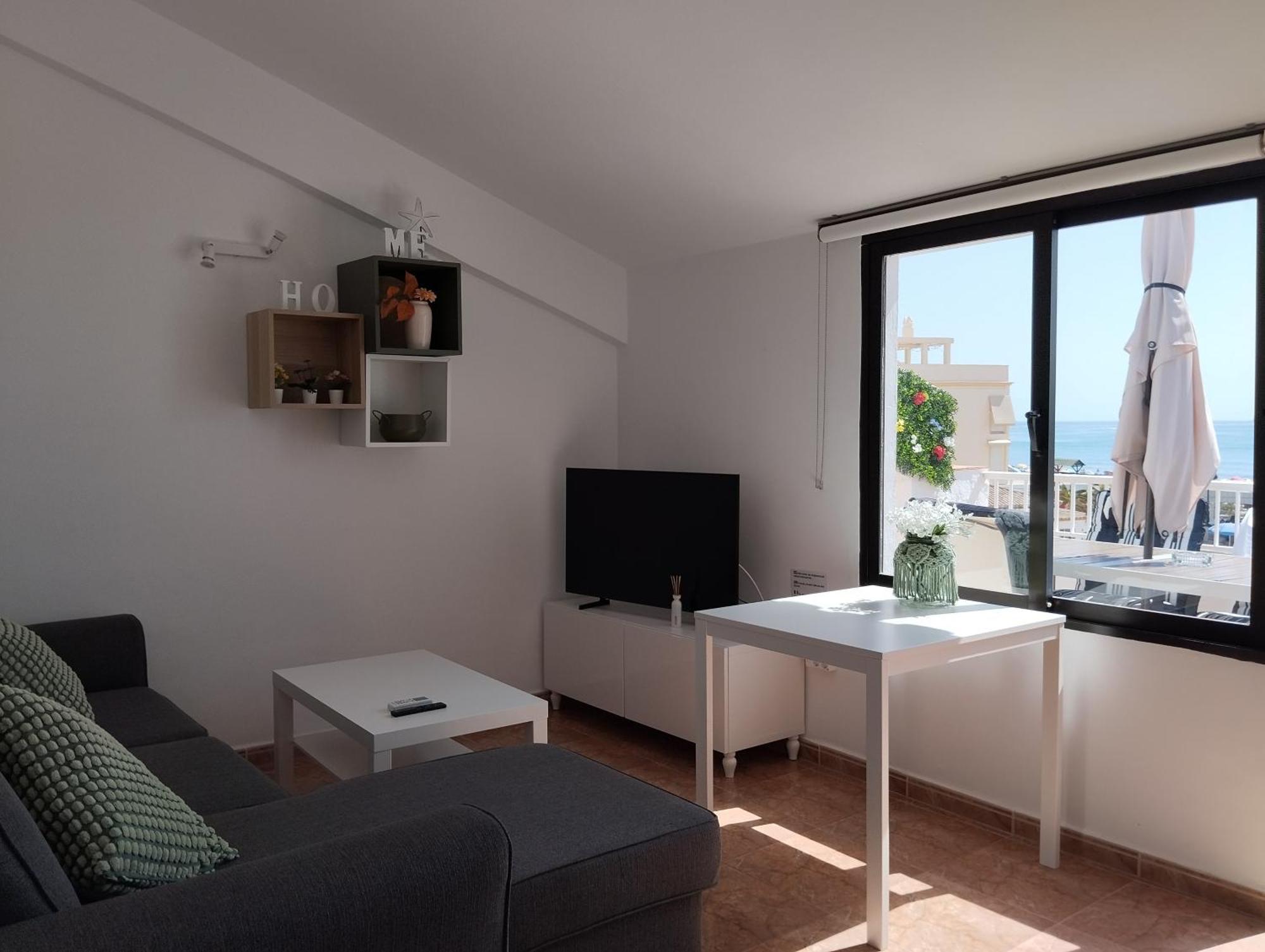 Lidia Planta 2, La Carihuela 1ª Linea Playa, Vistas Mar, Buhardilla 1 Dormitorio, 40 M2, 1-3 Huesped, Terraza, Wifi Apartment *